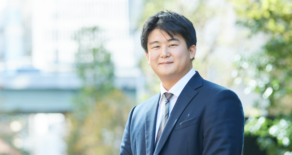 先輩インタビュー(販売部)